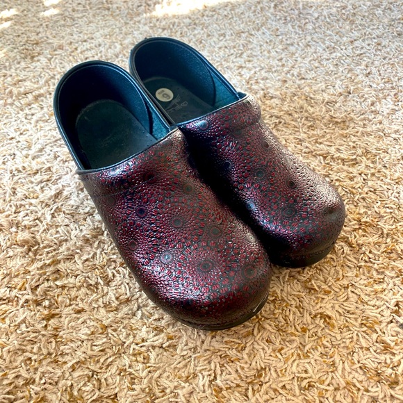 Red Patterned Dansko Clogs - Picture 1 of 4